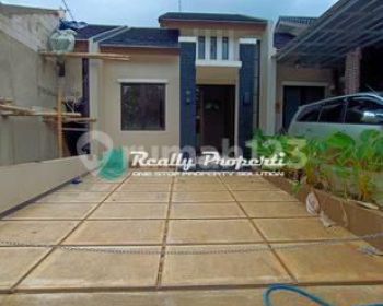 Rumah Dalam Cluster Bebas Banjir di Jatimakmur Pondok Gede Bekasi