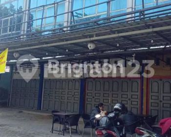 Ruko Gandeng 4 Letak Strategis