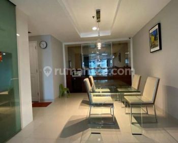 Apartemen French Walk MOI Unit Renovated Full Furnished Bagus