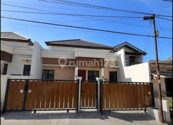 Rumah Baru Siap Huni Disewakan di Bukit Nusa Indah Jombang Ciputat