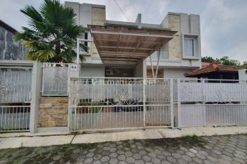 Jual Rumah Furniture Lengkap Luas 136m di Sleman Yogyakarta