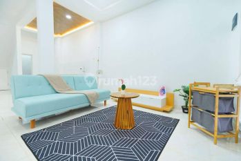 Rumah Luas 4 Kamar Harga Terbaik di Bintaro Siap KPR J18333