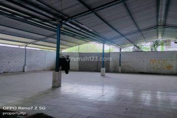 Dijual Rumah, Guest House & Gudang  di Banyuwangi