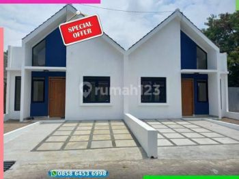 Top Pisan Rumah Sudut Di Cluster Cisaranten Kota Bandung 309M1