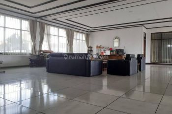 Disewakan Ruang Usaha Sayap Setiabudi Peruntukan Usaha