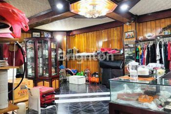 BALIKPAPAN - RUKO MEWAH NUANSA VINTAGE DI PUSAT KOTA (SL077)
