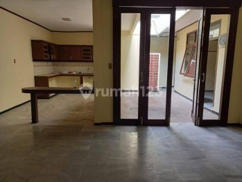 Disewakan rumah cocok untuk rumah tinggal