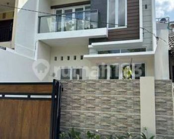 Rumah Cantik di Graha Bunga Graha Raya Bintaro