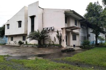 Pabrik di jual eks pabrik kapal.akses 40 feet. 20emit dri exit tol cikupa