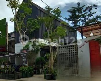 Rumah Cantik Terawat di Cikutra Kota Bandung