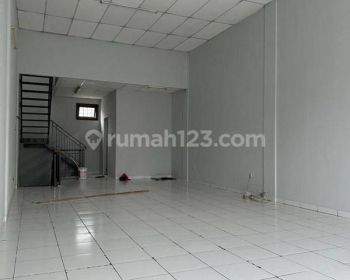 Disewakan / Dijual Ruko 2 Lantai di Taman Mekar Agung