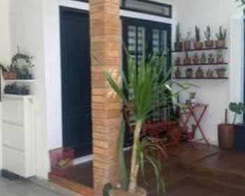 RUMAH SEMI FURNISHED DI BANDUNG BARAT 3 Lantai