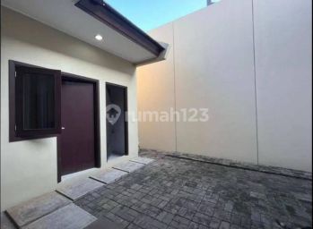 Jarang ada rumah rapi dan bagus dijual di Bsd EMINENT