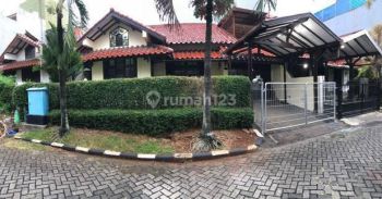 Rumah Clasik Murah di Taman Alfa Indah Kembangan Jakarta Barat