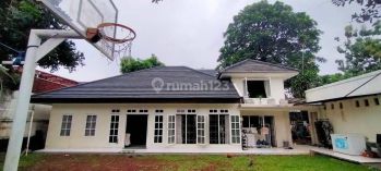 Rumah siap huni lingkungan nyaman dalam kompleks Bali village Cipete