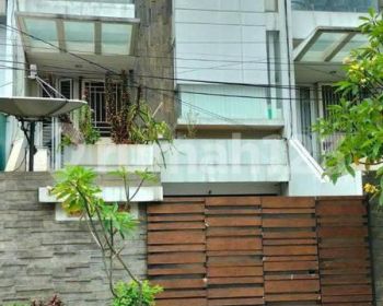 Rumah Duri Kepa Jalan Lebar 3 Mobil Hadap Timur 161m2