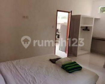 Rent Rumah: Villa di Canggu