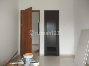 Omah Anyar Kembar Daerah Premium Utara Condong Catur