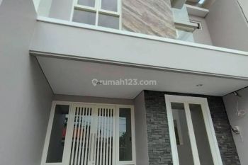 Dijual Rumah Manyar Tirtoyoso Selatan Surabaya New Gress 2595