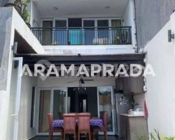 Jual Rumah Mewah Hadap Selatan Renon 4 Kamar