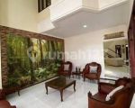 thumbnail-rumah-mewah-murah-classic-full-furnish-exclusive-cluster-di-dieng-malang-2