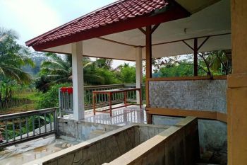 Jual Villa Kebun air mengalir udara dingin