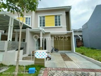 Rumah di Raya Gedangan 2 Lantai SHM Baru Utara
