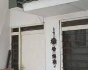 Rumah dijual cepat di Wisma Tropodo harga miring