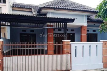 Rumah Minimalis modern Di Komplek Margacipta Ciwastra