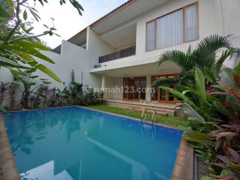For Rent House Beautiful Disewakan Rumah Cantik Bangunan 2 Lantai Lokasi Harga