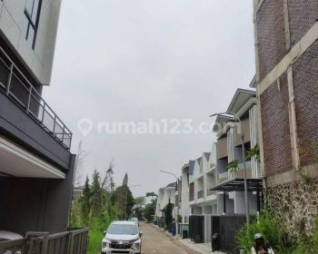 Kavling Dijual Strategis di Setraduta Residence