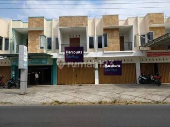 Ruko bagus 2 lantai siap pakai di Jaten