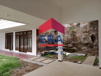 Rumah Bagus SHM di Bukit Dieng Malang , Malang