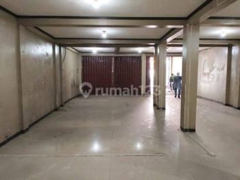 Ruko Disewa Ex Dealer Motor Strategis di Soekarno Hatta