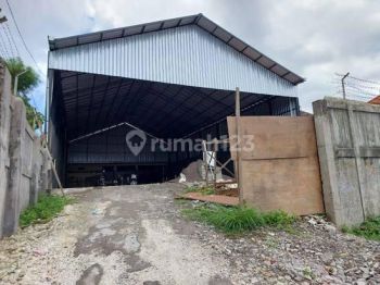 Disewakan Gudang Akses Truk Pengangkutan di Area Buluh Indah Denpasar