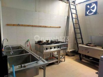 RUKO BESAR 3LT ADA LIFT SEMI FURNISH MAINROAD LENGKONG