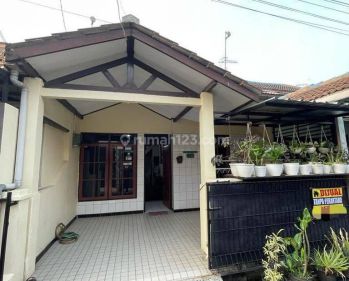 Rumah Asri Nyaman Terawat Siap Huni di Riung Bandung