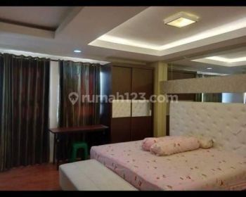 Sewa apartemen puncak permai kamar besar 2 dijadikan satu