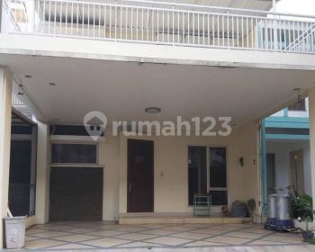 Disewakan Cepat Rumah Bagus Siap Huni 2 Lantai di Feronia Park Alam Sutera
