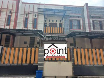 Rumah Minimalis 2 lantai dekat Hotel Alana di Blulukan, Colomadu