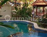 thumbnail-di-sewakan-villa-sekat-pantai-sanur-denpasar-bali-indonesia-6