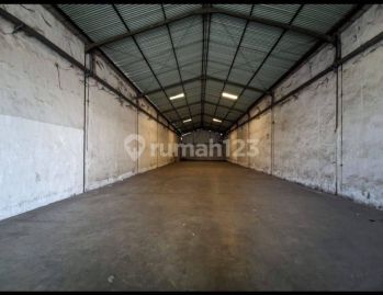 Gudang di Margomulyo Permai. Siap Pakai. Murah Nego