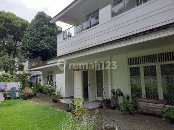 Brawijaya Rumah Lama Terawat Lokasi Bagus