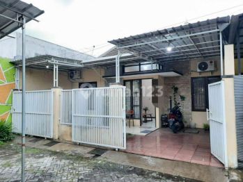 Kutisari Dijual Rumah Siap Huni Dekat Waru