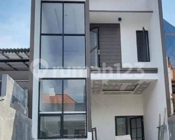 Rumah 2 Lantai Baru di Sukolilo Dekat Galaxy Mall, ITS, Merr