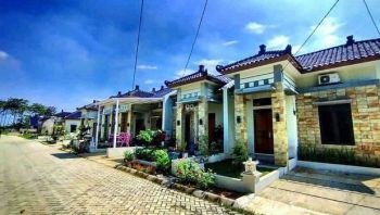 Rumah etnik bali di bogor dekat stasiun dan tol sentul