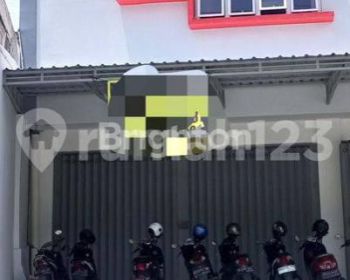 Ruko 2 Lantai Di Pusat Kota Akses Jalan Utama - Ngingas Klaten