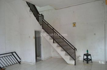 Sewa Ruko 2 lantai mainroad , jl golf SHM , cisaranten, kec arcamanik