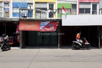 Ruko Dua Setengah Lantai Chandrabaga Bekasi