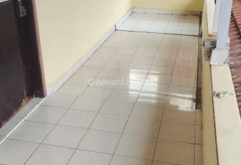 RUMAH SESETAN  STYLE BALI 8 KAMAR